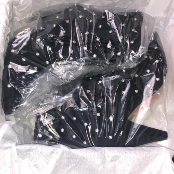 Alice Olivia Raken crystal bootie as 7 new in box - Picture 6 of 8